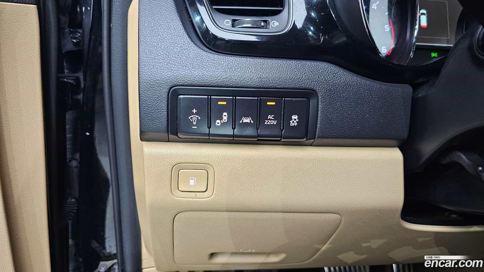 Canival Kia 2018.1-OPTION-017