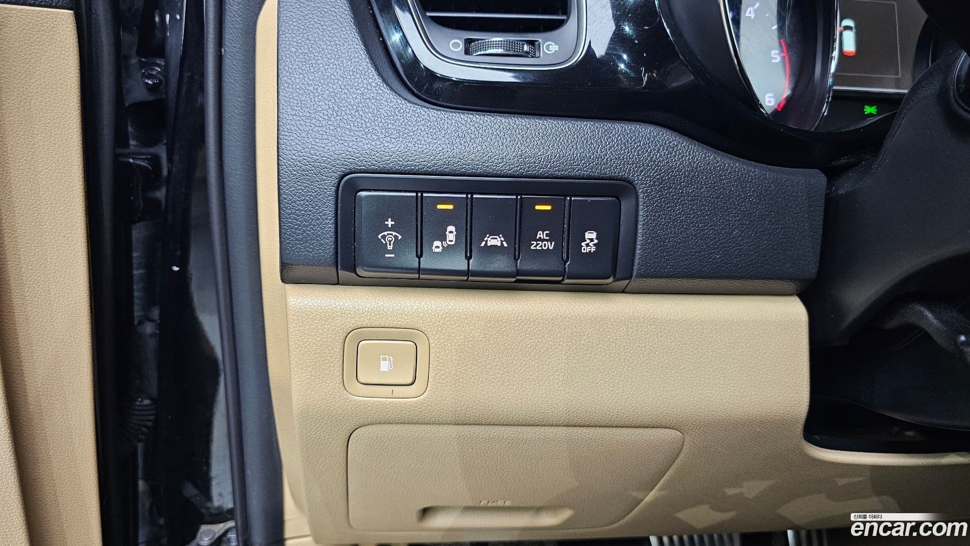 Main__Slider__Photo:Canival Kia 2018.1-12