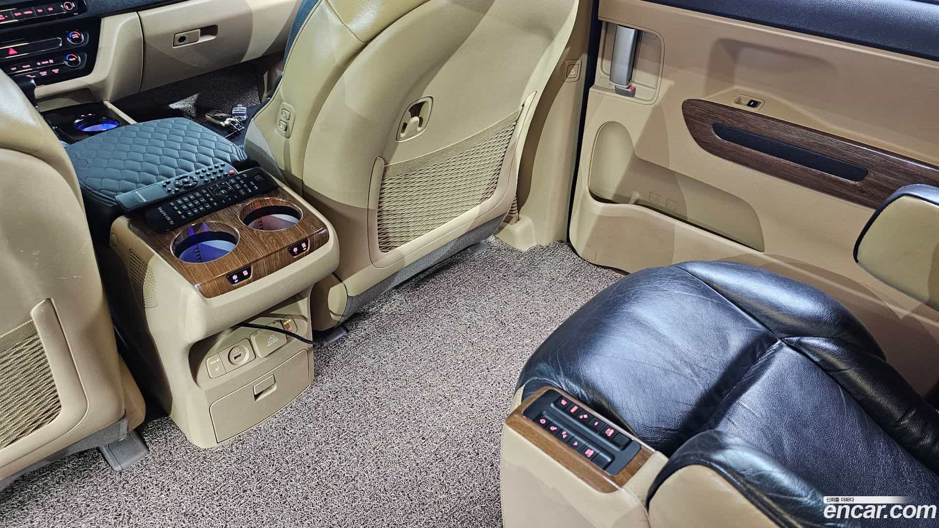 Canival Kia 2018.1-OPTION-022