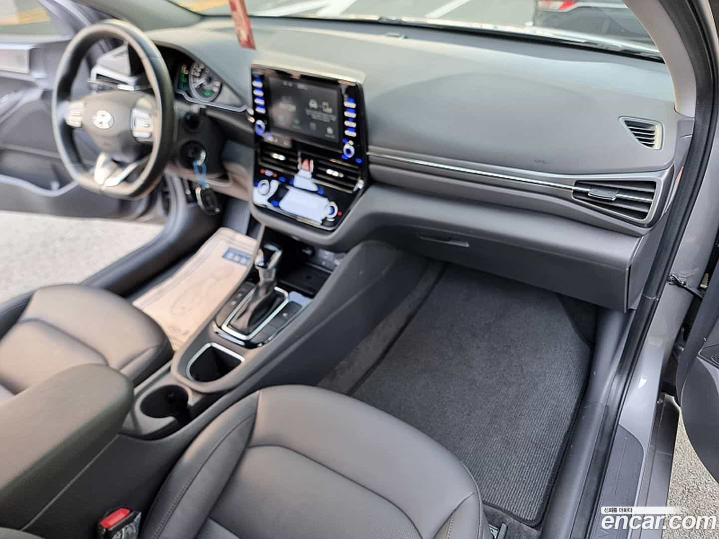 Ioniq Hyundai 2020.4-INNER-007