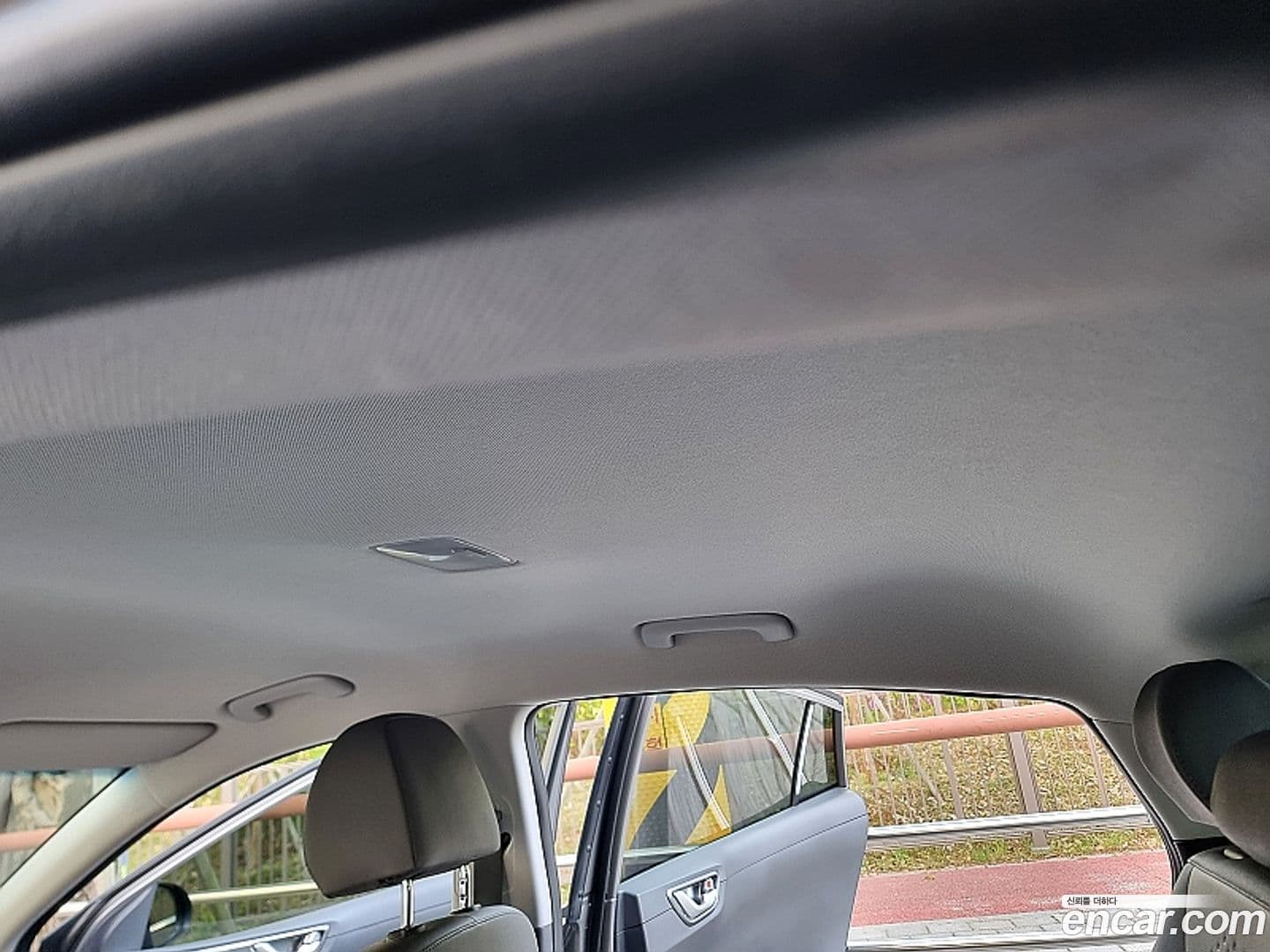 Main__Slider__Photo:Ioniq Hyundai 2020.4-14