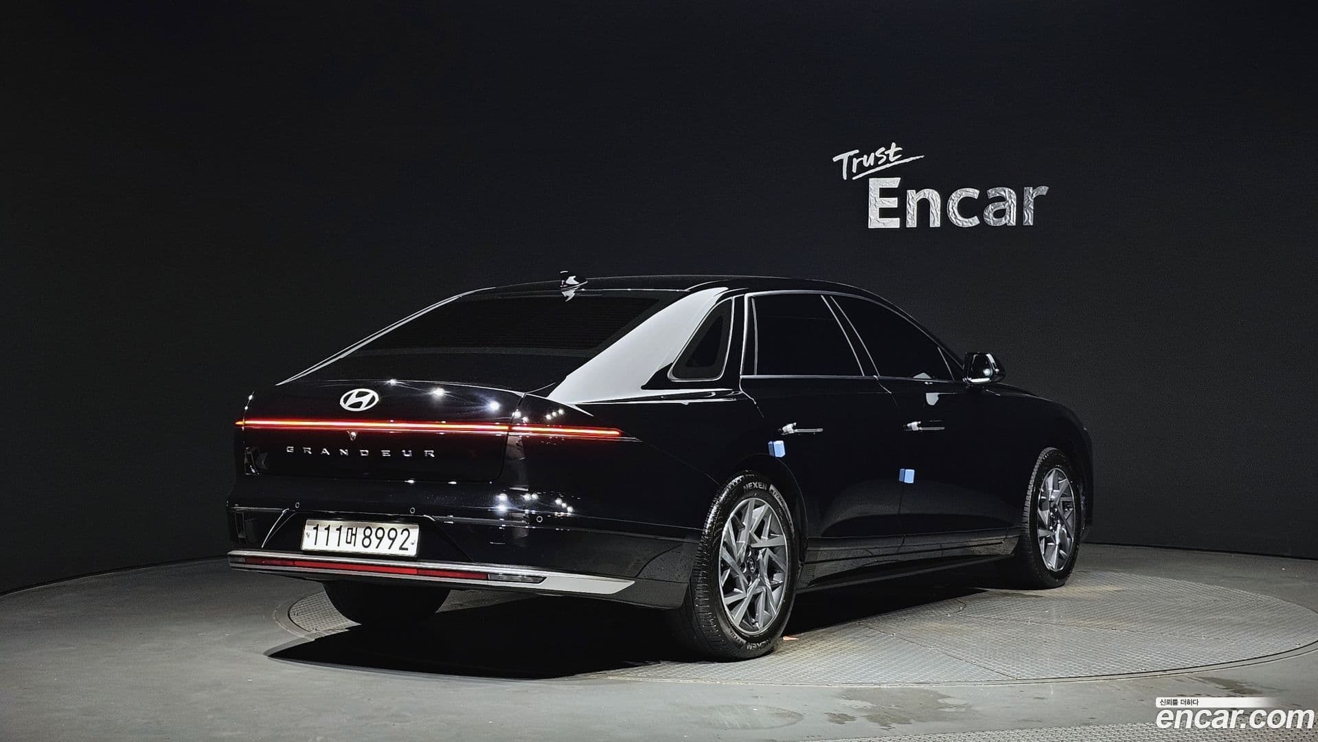 Main__Slider__Photo:Grandeur Hyundai 2023.2-1