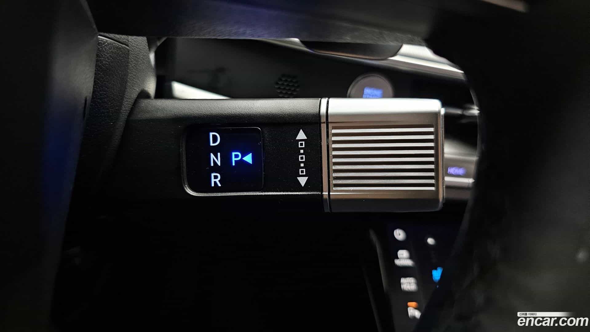 Grandeur Hyundai 2023.2-INNER-009