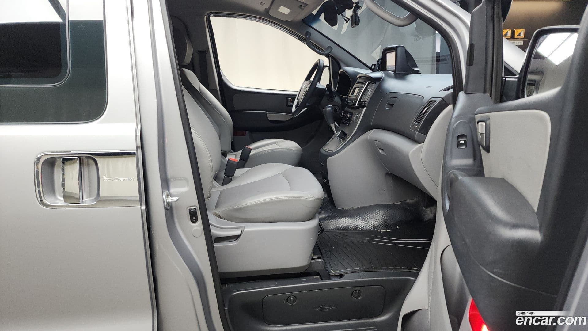 Main__Slider__Photo:Starex Hyundai 2016.0-10