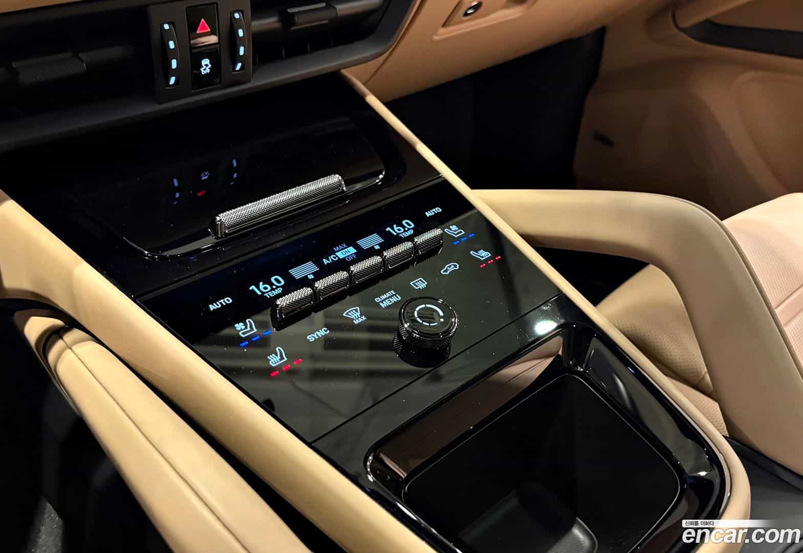 Cayenne Porsche 2024.10-OPTION-020