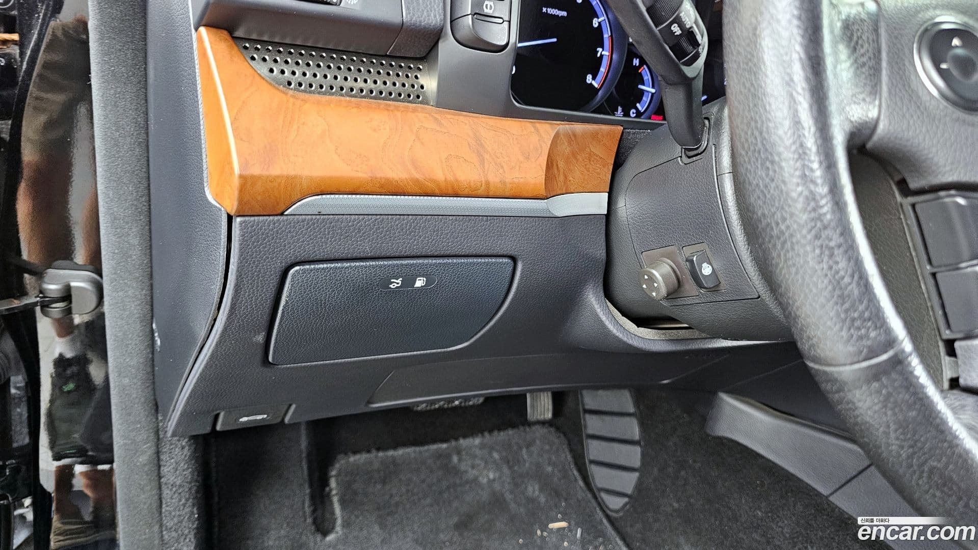 Main__Slider__Photo:Chairman KG_Mobility_Ssangyong 2014.11-15