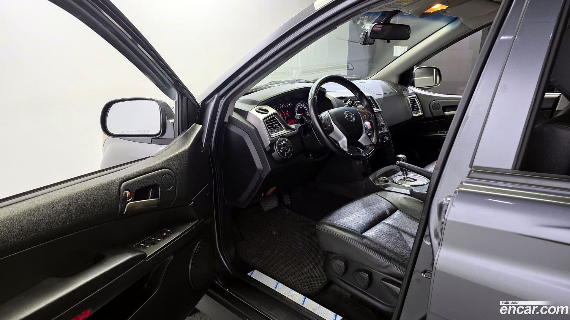 Main__Slider__Photo:KORANDO KG_Mobility_Ssangyong 2016.1-9