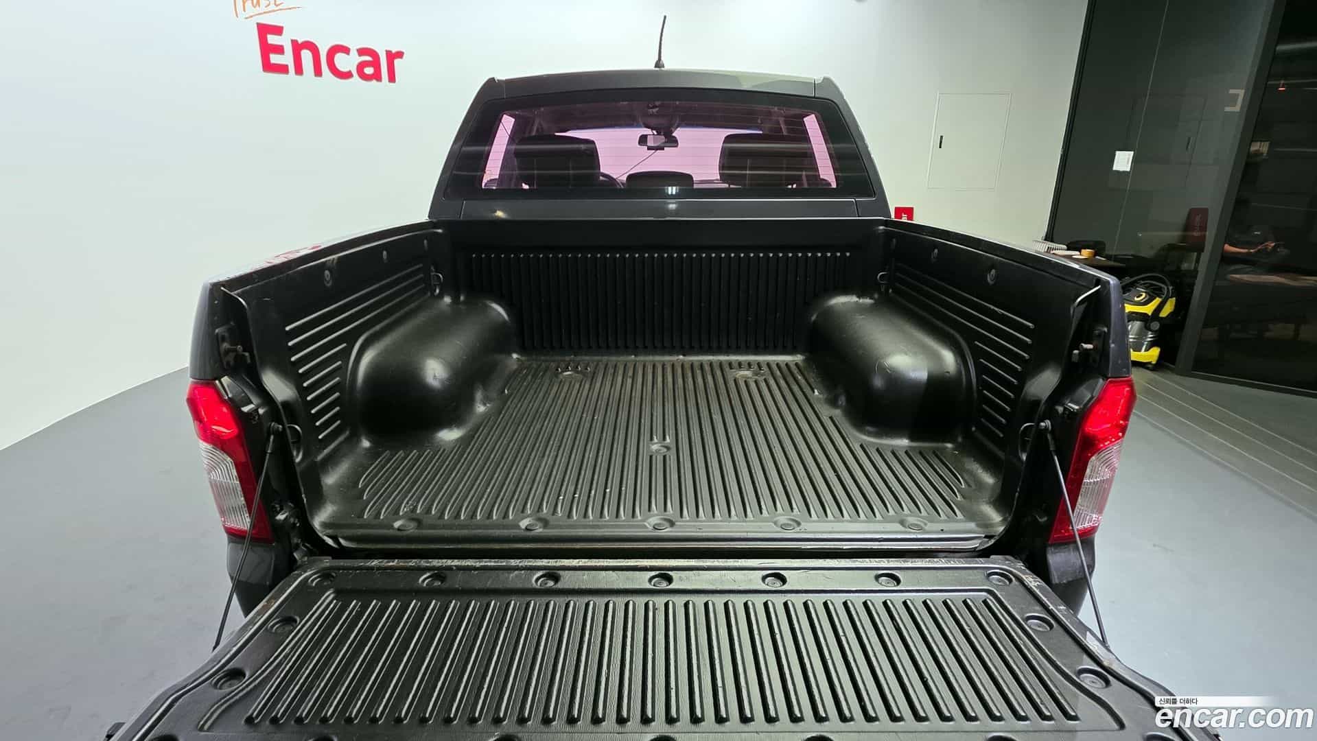 KORANDO KG_Mobility_Ssangyong 2016.1-OPTION-024