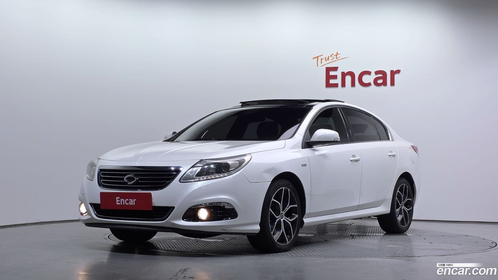 Main__Slider__Photo:SM5 Renault-KoreaSamsung 2013.8-0