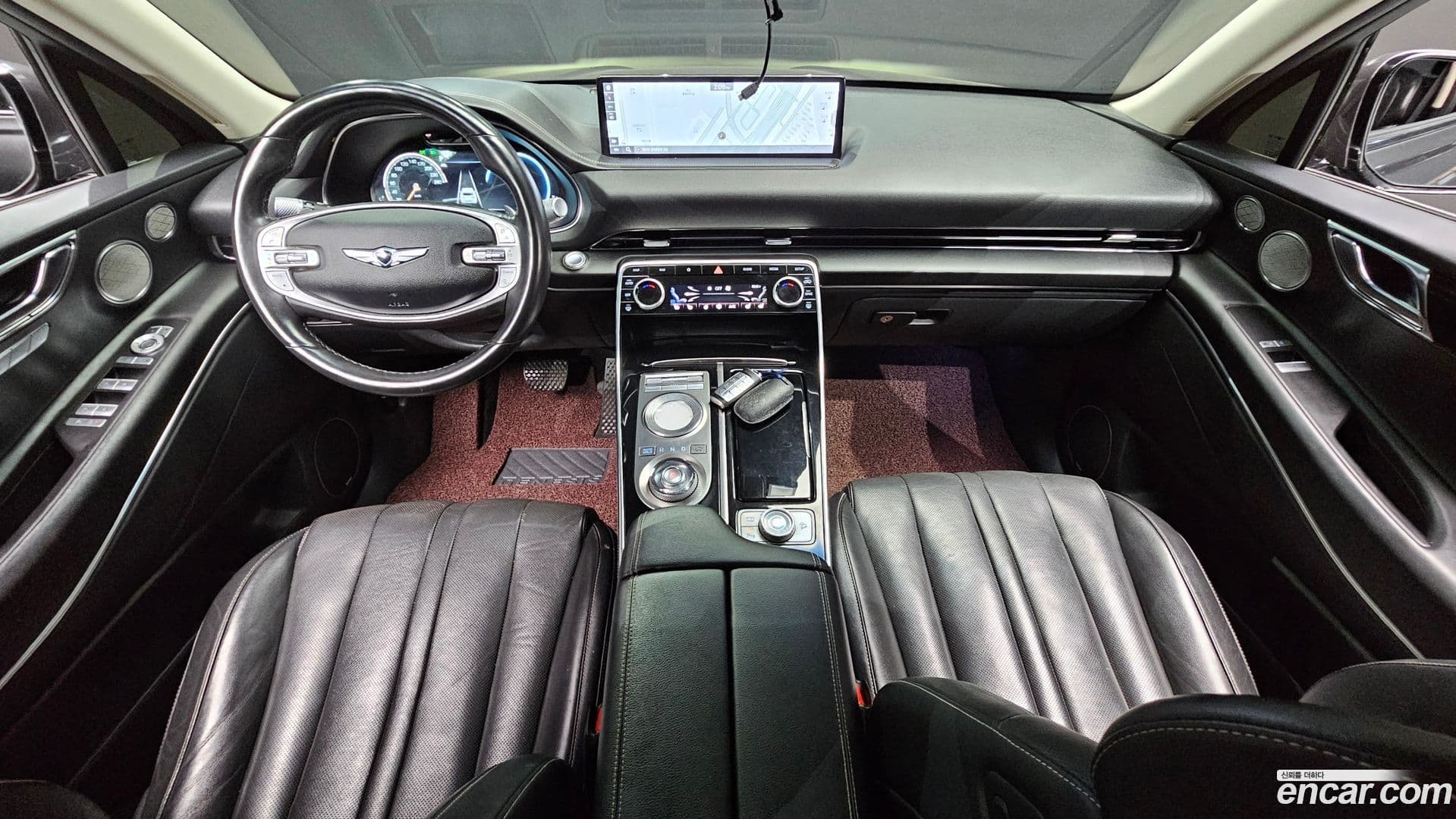 Main__Slider__Photo:GV80 Genesis 2020.3-6