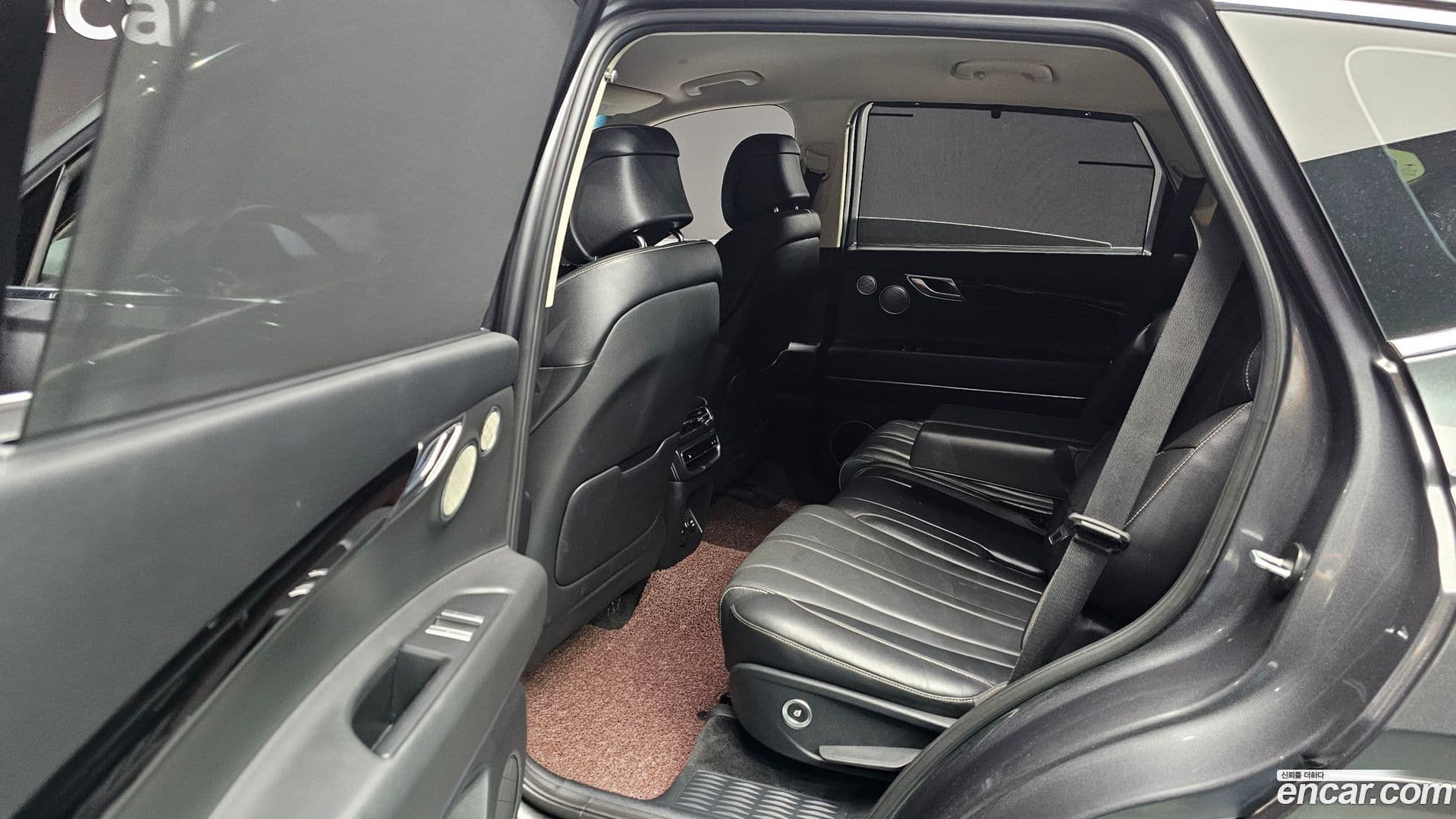 Main__Slider__Photo:GV80 Genesis 2020.3-11