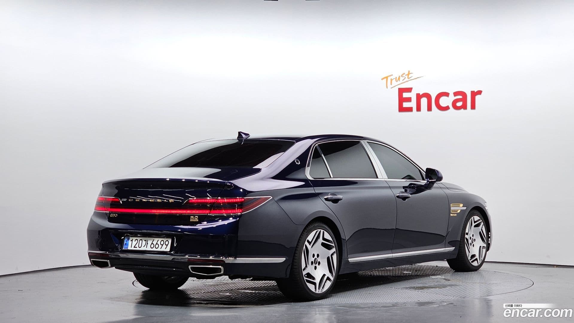 Main__Slider__Photo:G90 Genesis 2021.3-1