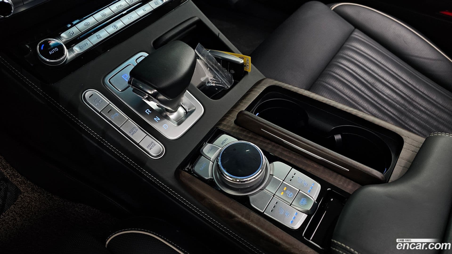 Main__Slider__Photo:G90 Genesis 2021.3-8