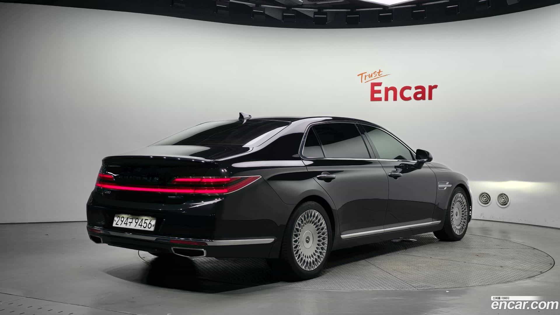 G90 Genesis 2019.0-OUTER-002