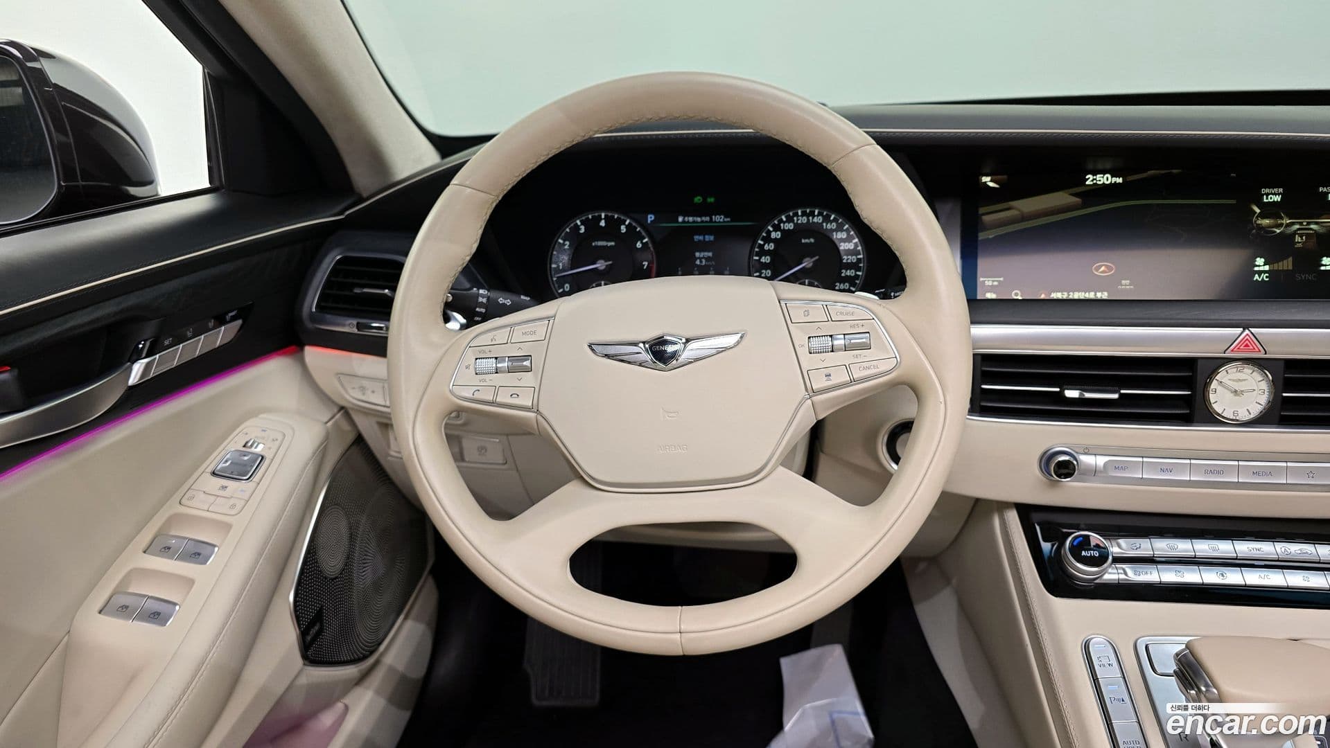 Main__Slider__Photo:G90 Genesis 2019.0-12