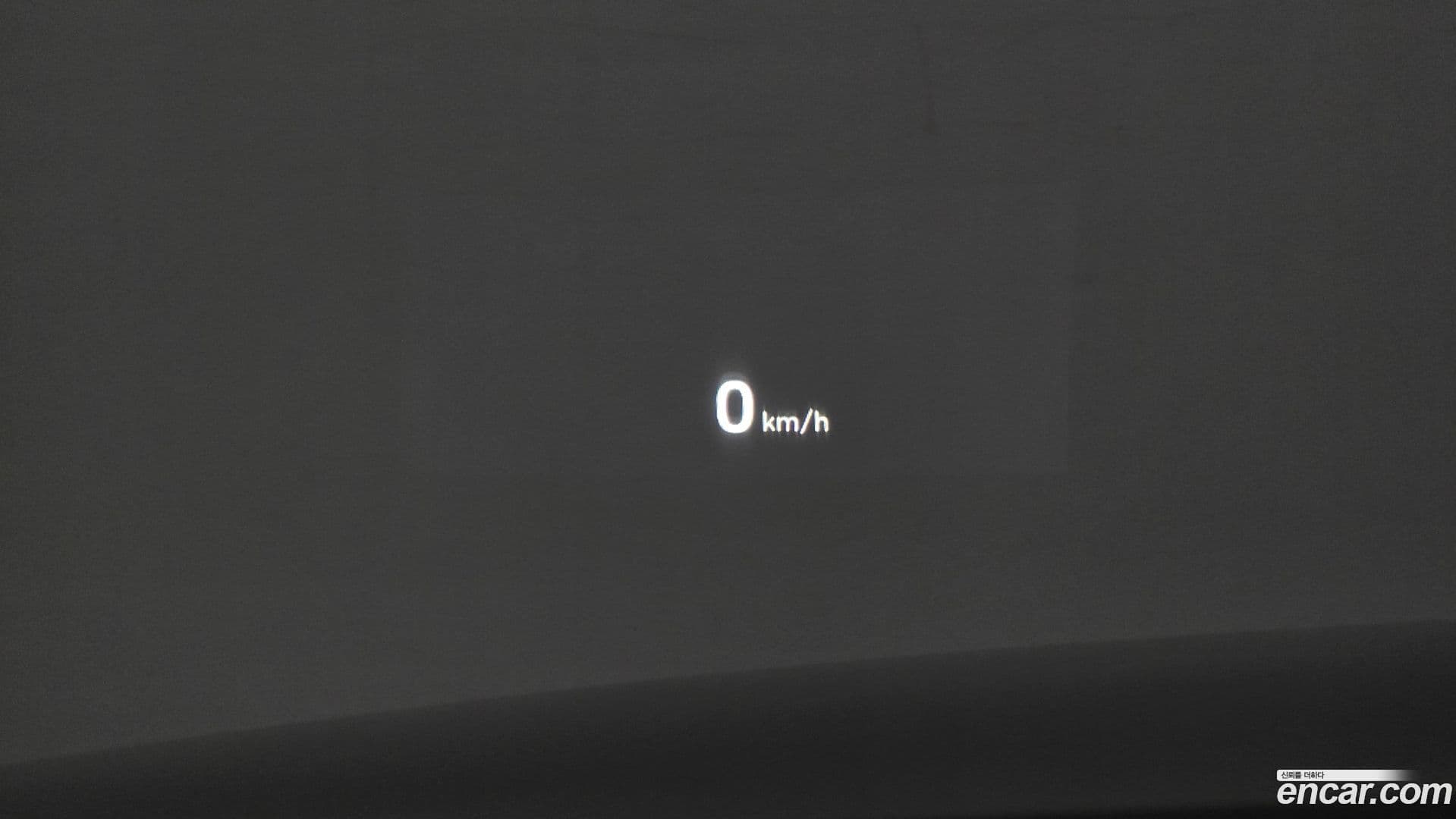 Main__Slider__Photo:G90 Genesis 2019.0-17