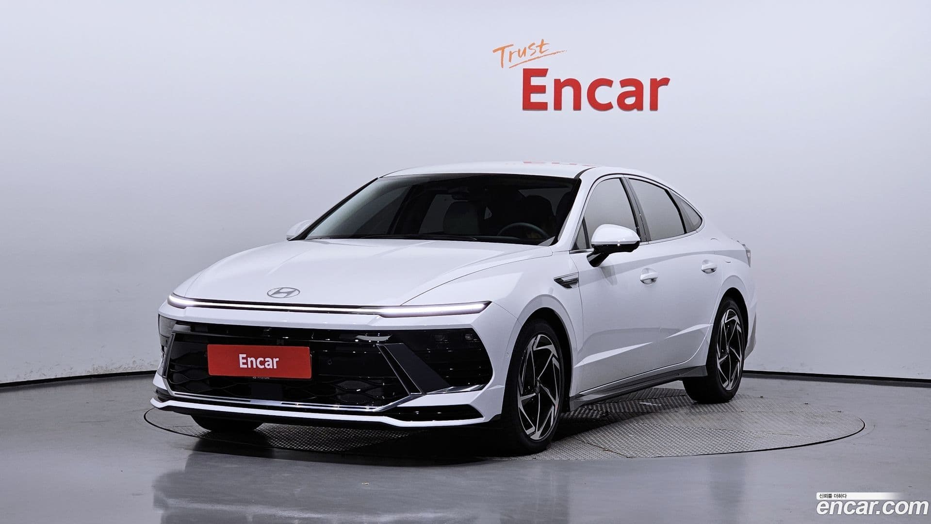 Main__Slider__Photo:Sonata Hyundai 2025.3-0