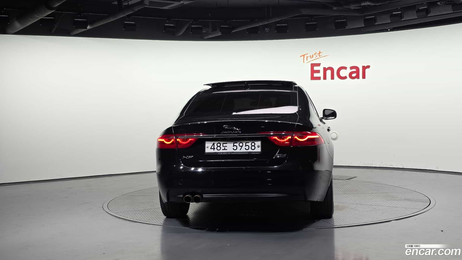 XF Jaguar 2017.11-OUTER-004