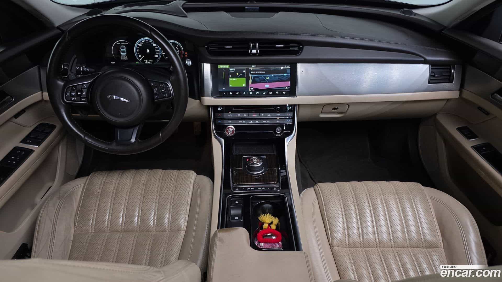 XF Jaguar 2017.11-INNER-007