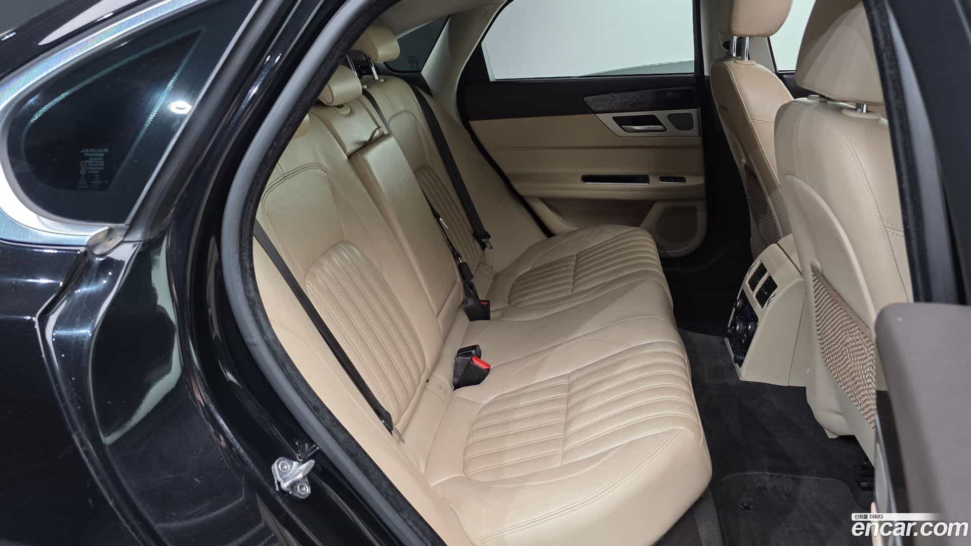 XF Jaguar 2017.11-OPTION-016