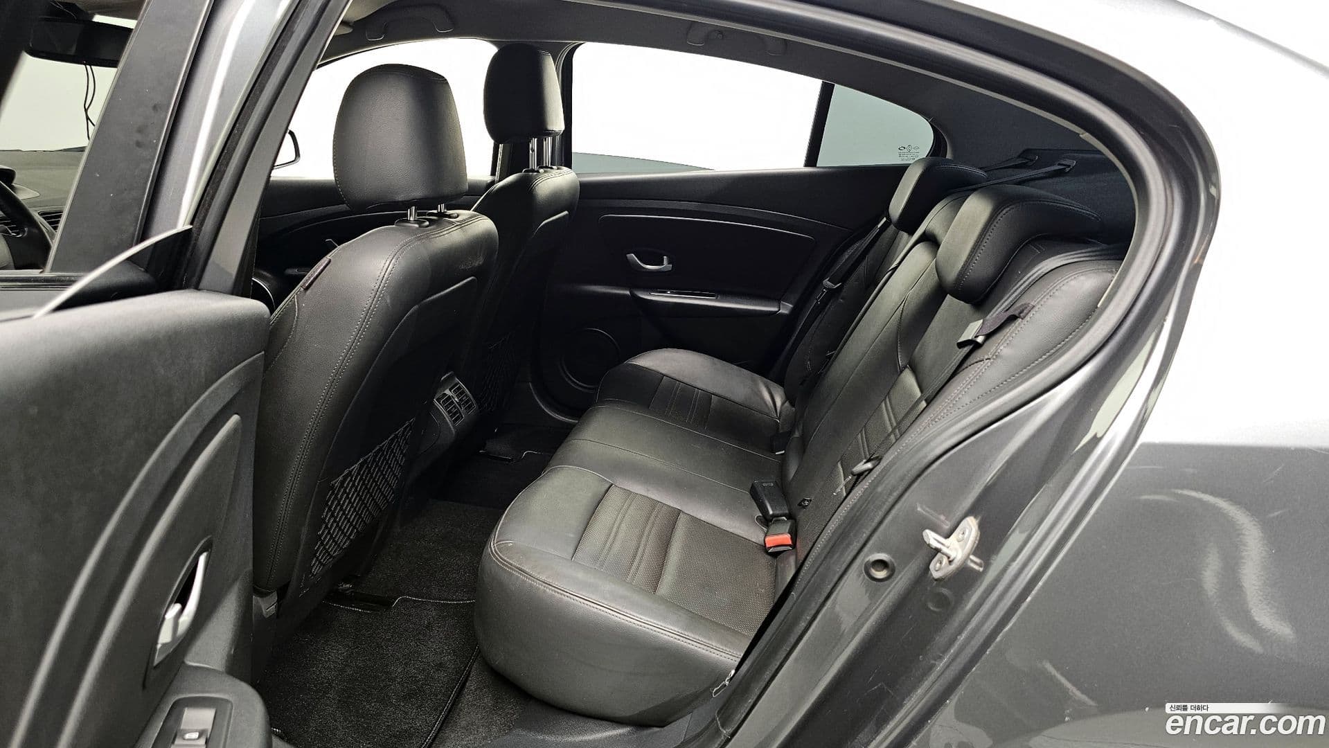 Main__Slider__Photo:SM3 Renault-KoreaSamsung 2017.4-10