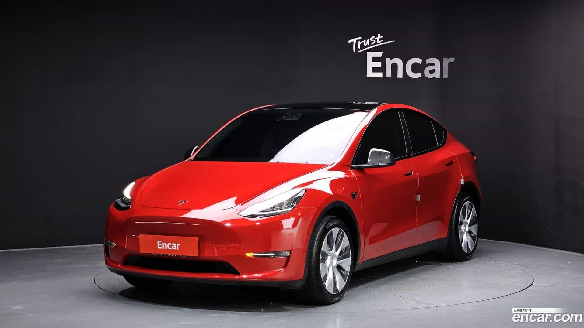 Model Y Tesla 2021.7-OUTER-001
