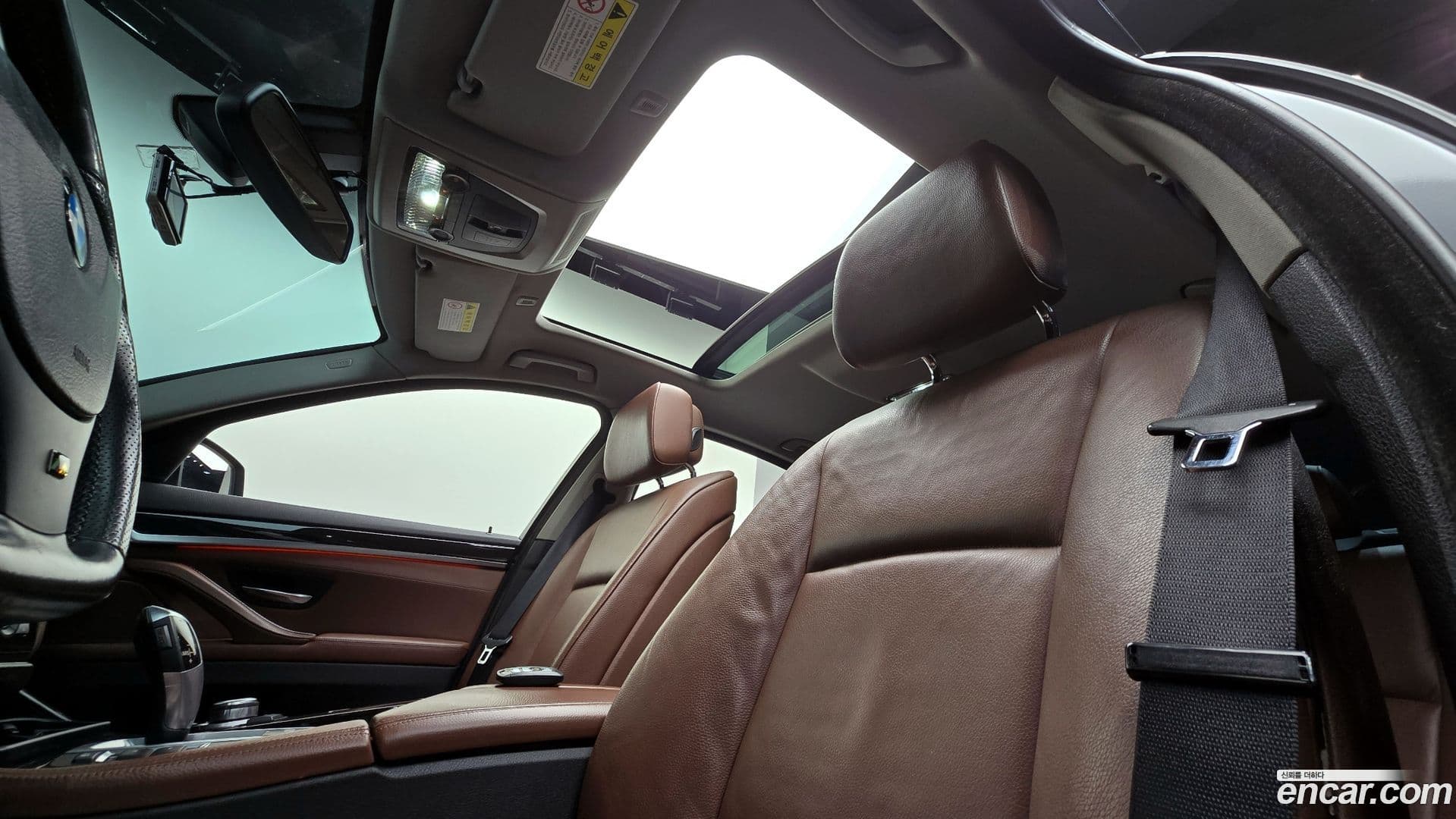 Main__Slider__Photo:5-Series BMW 2013.2-19