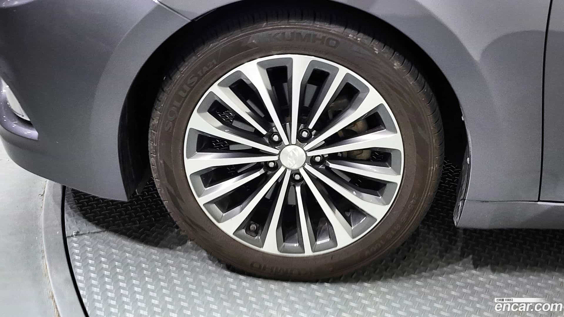 Grandeur Hyundai 2013.8-OUTER-005