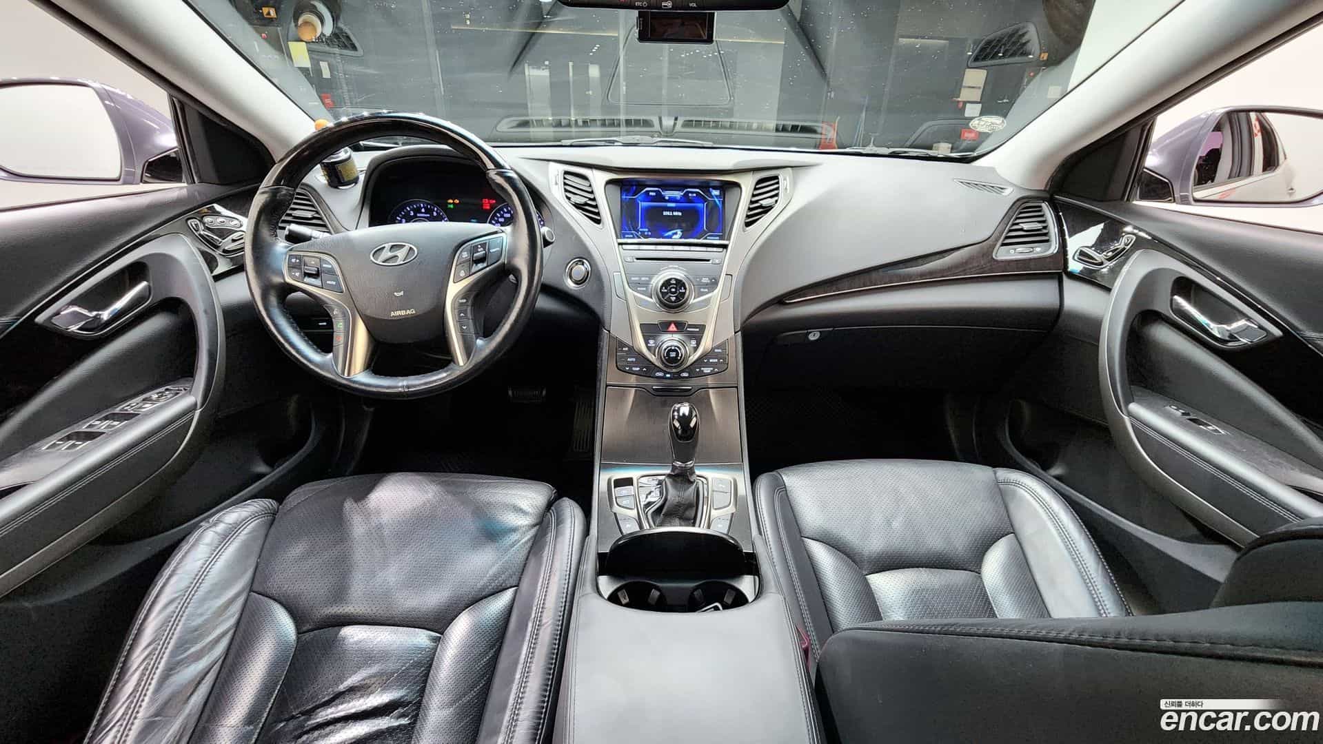 Grandeur Hyundai 2013.8-INNER-007