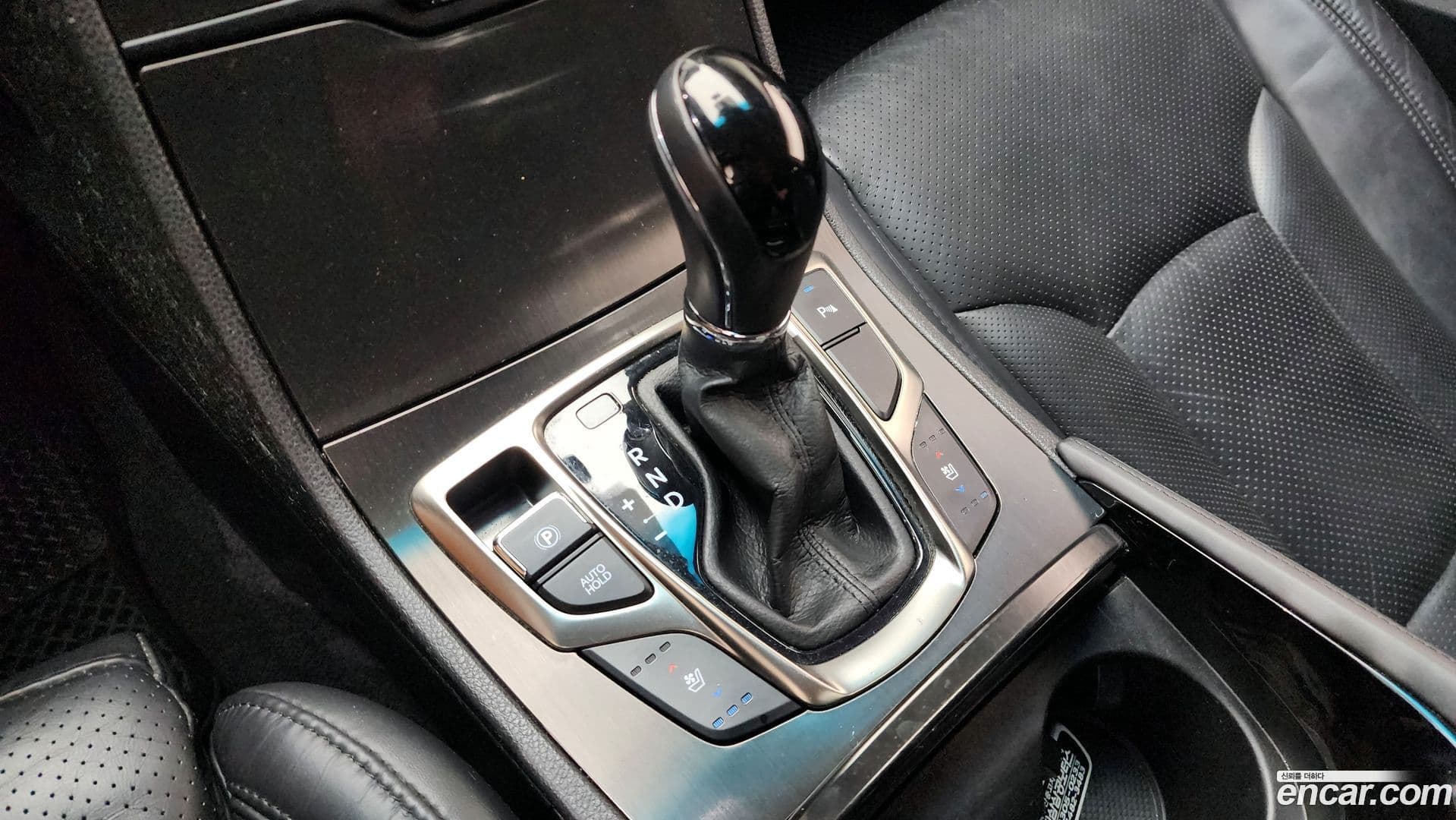 Main__Slider__Photo:Grandeur Hyundai 2013.8-8