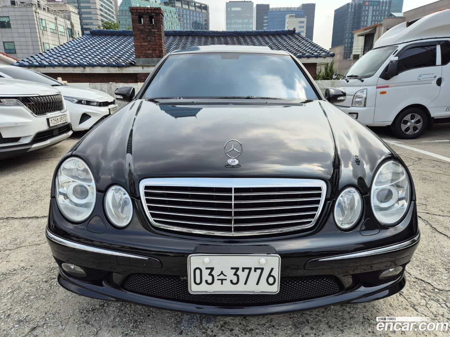 E-Class Mercedes-Benz 2003.11-OUTER-001