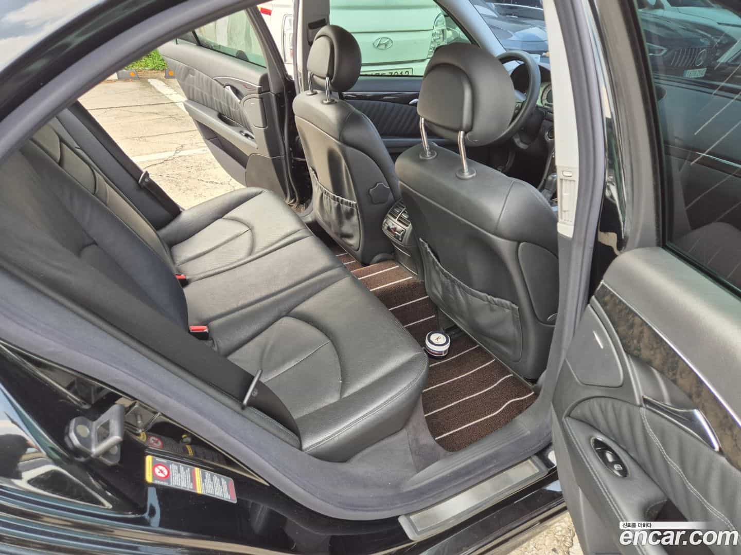 E-Class Mercedes-Benz 2003.11-OPTION-016