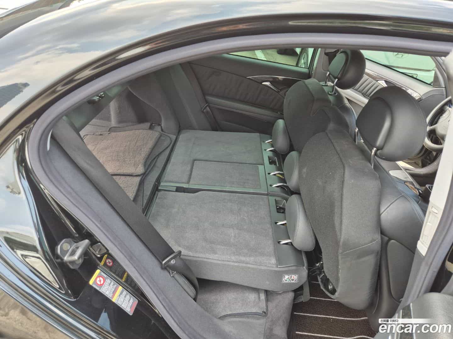 E-Class Mercedes-Benz 2003.11-OPTION-018