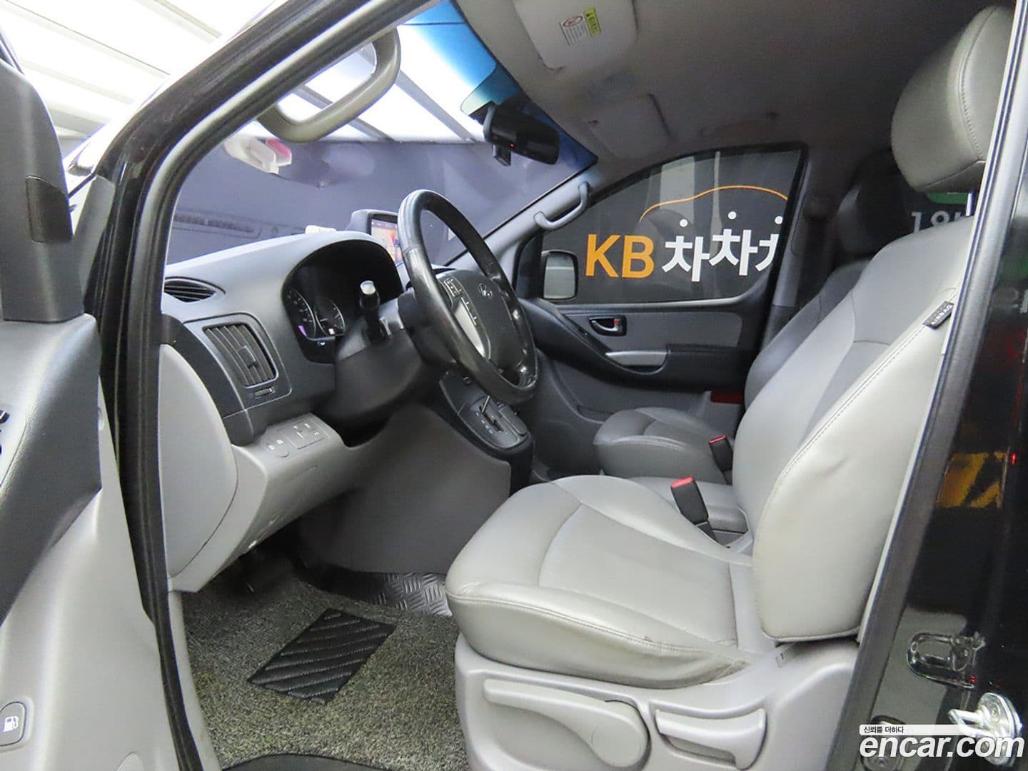 Main__Slider__Photo:Starex Hyundai 2017.6-4