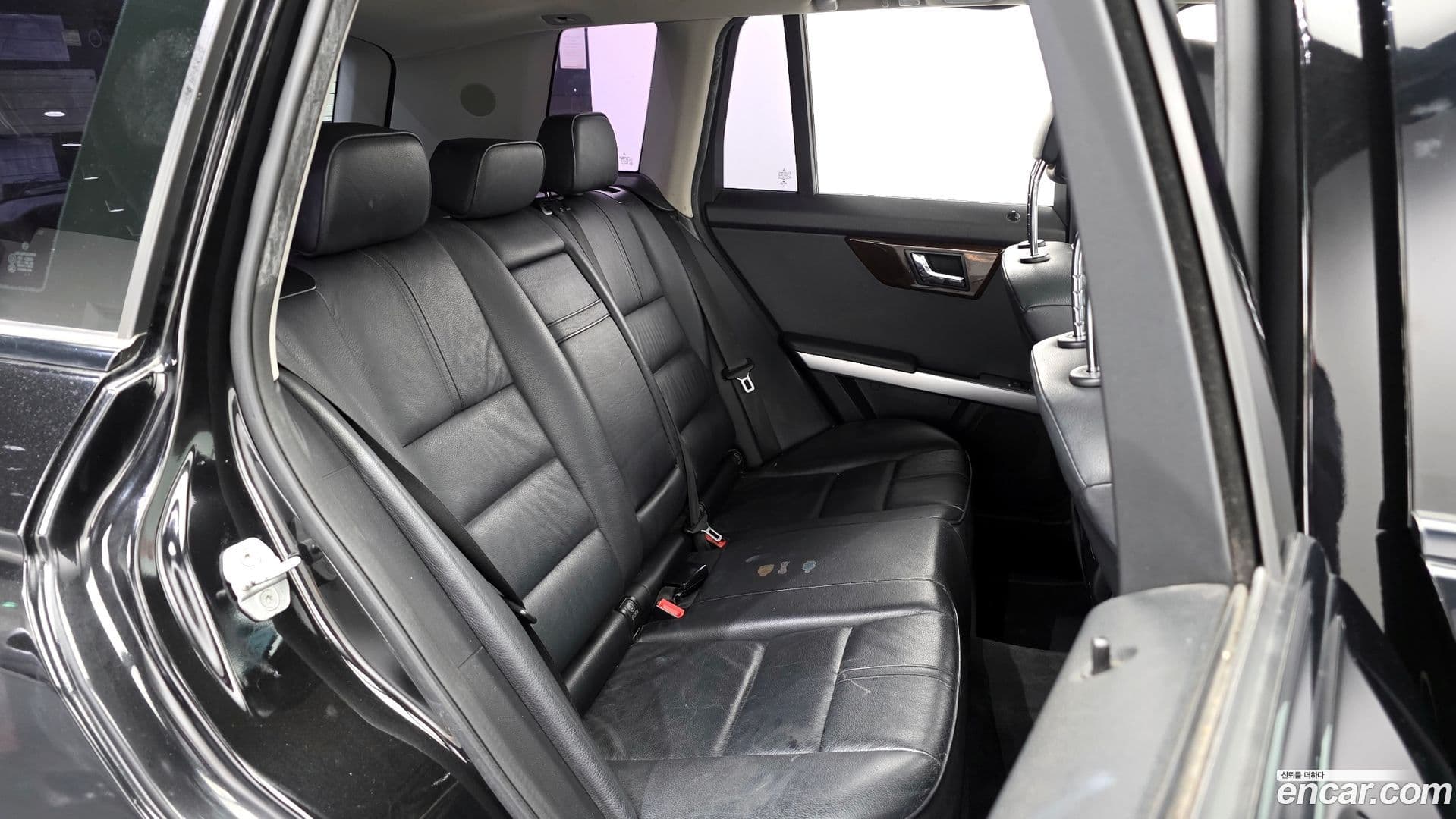 Main__Slider__Photo:GLK-Class Mercedes-Benz 2010.7-11