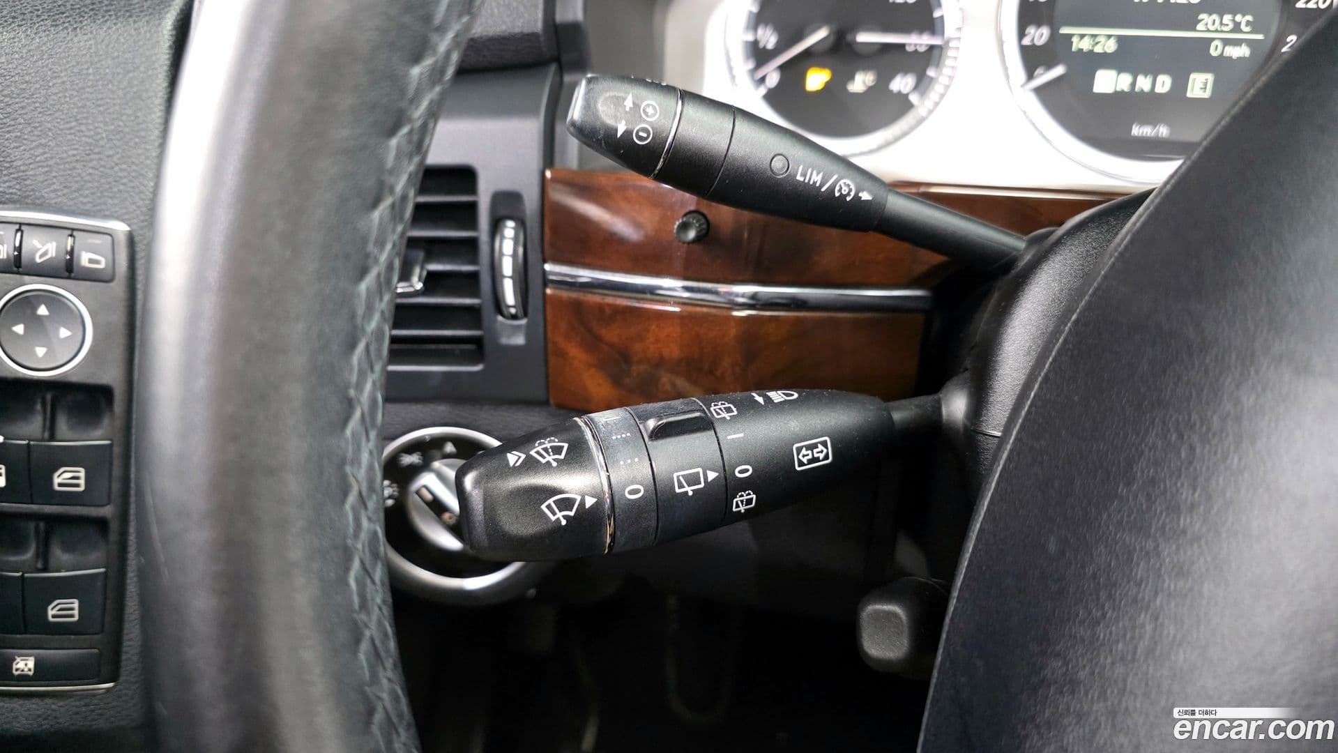 Main__Slider__Photo:GLK-Class Mercedes-Benz 2010.7-12