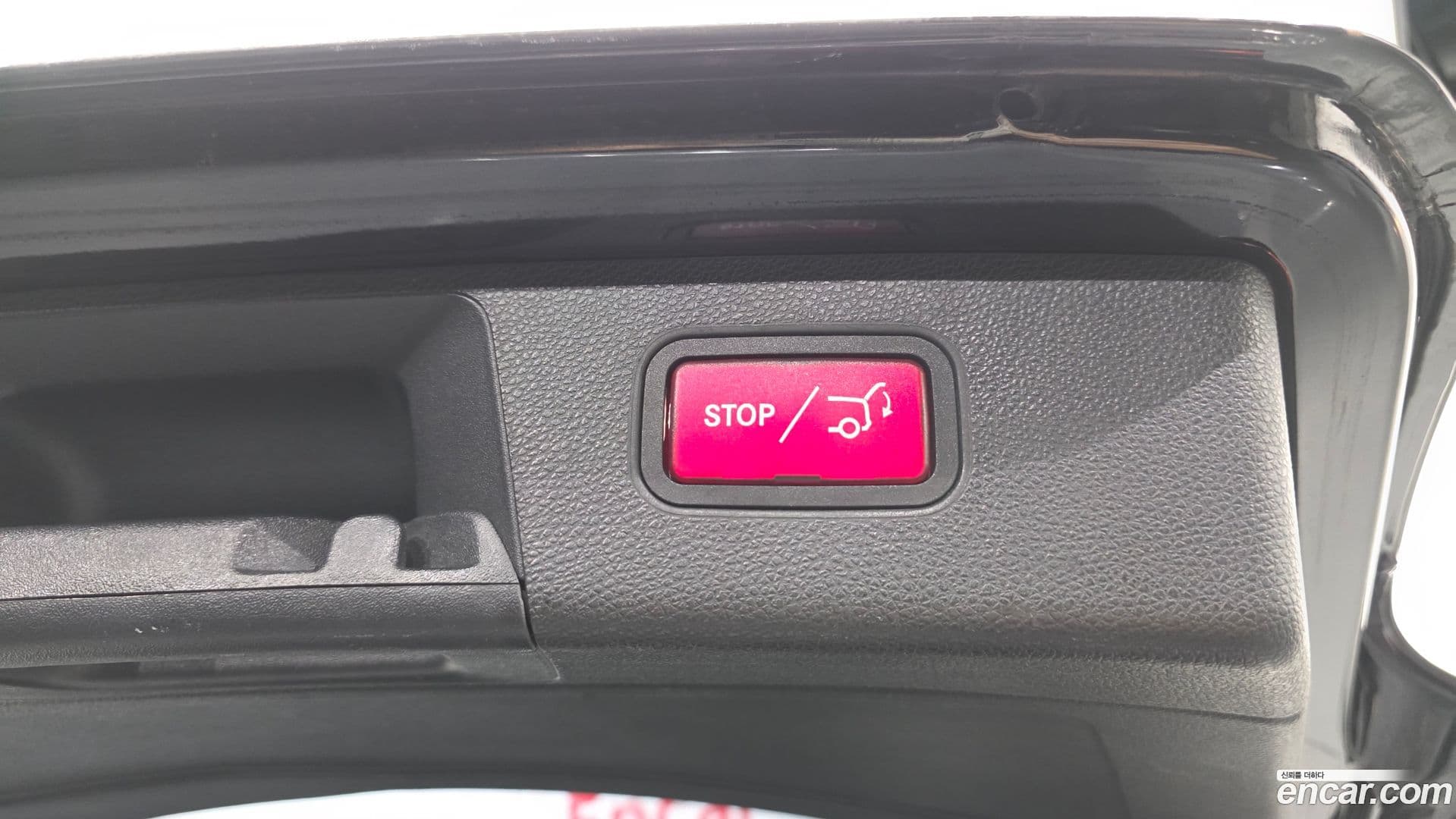 Main__Slider__Photo:GLK-Class Mercedes-Benz 2010.7-19