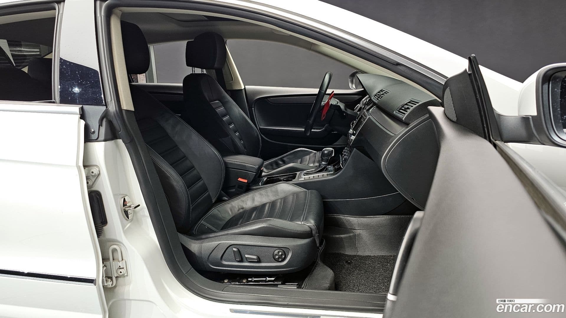 Main__Slider__Photo:CC Volkswagen 2015.11-9