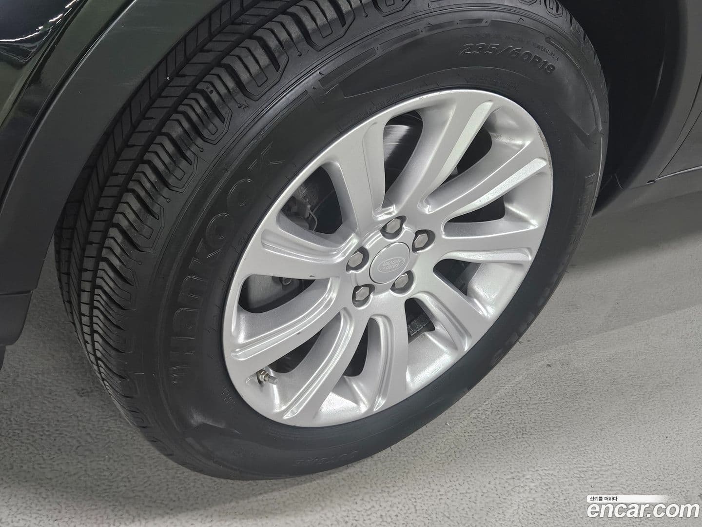 Main__Slider__Photo:Discovery Sport Land Rover 2016.7-4