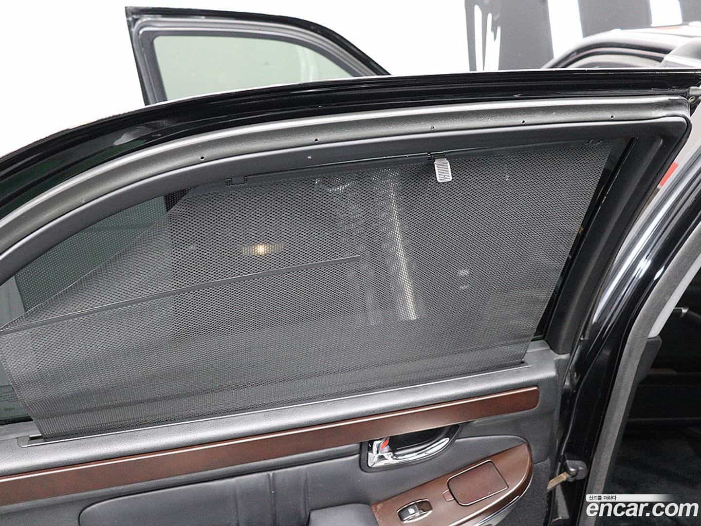 Chairman KG_Mobility_Ssangyong 2003.10-OPTION-021