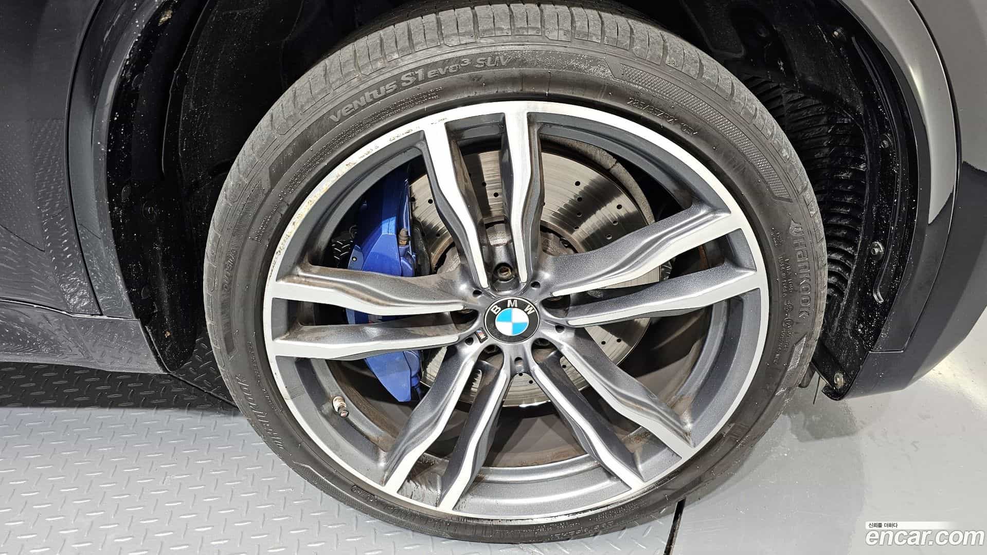 X5M BMW 2017.11-OUTER-005