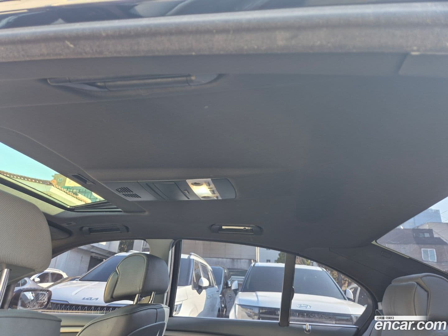 Main__Slider__Photo:7-Series BMW 2005.5-16