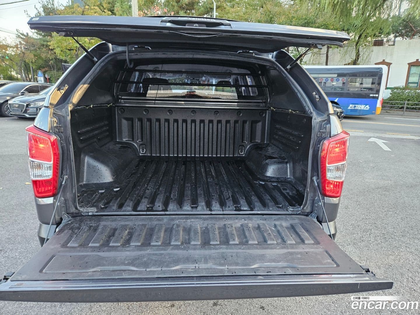 Main__Slider__Photo:Rexton KG_Mobility_Ssangyong 2018.9-17