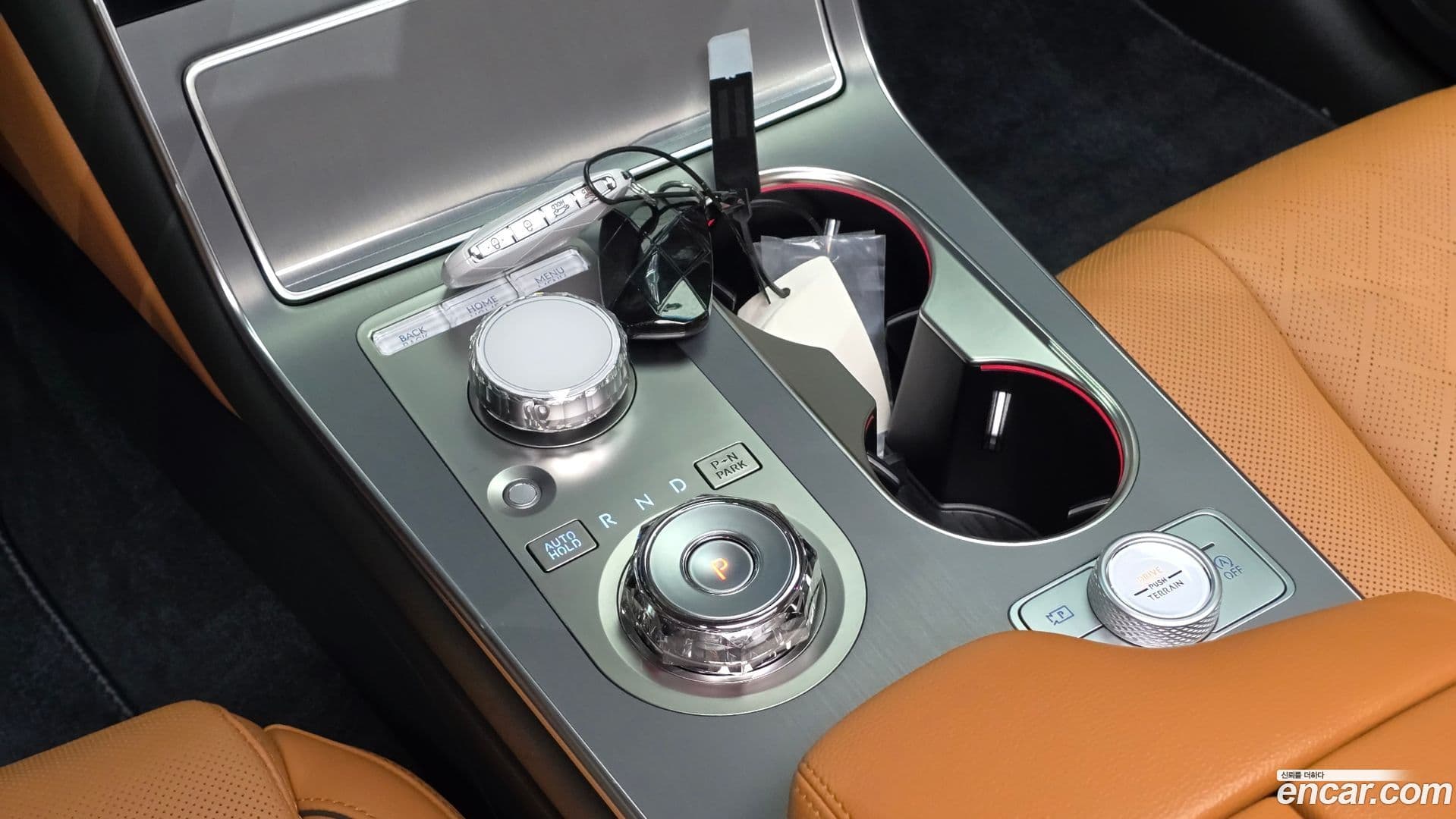 Main__Slider__Photo:GV80 Genesis 2023.10-8