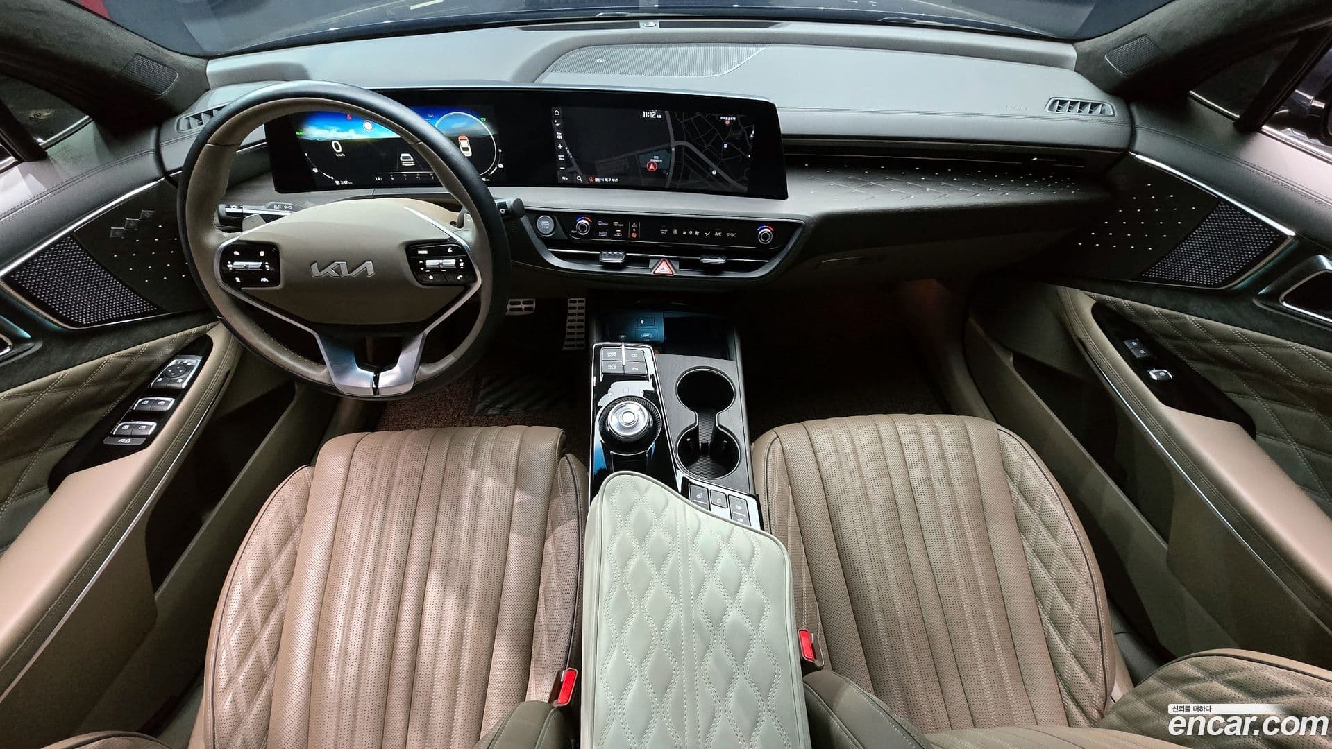 Main__Slider__Photo:K8 Kia 2023.11-6