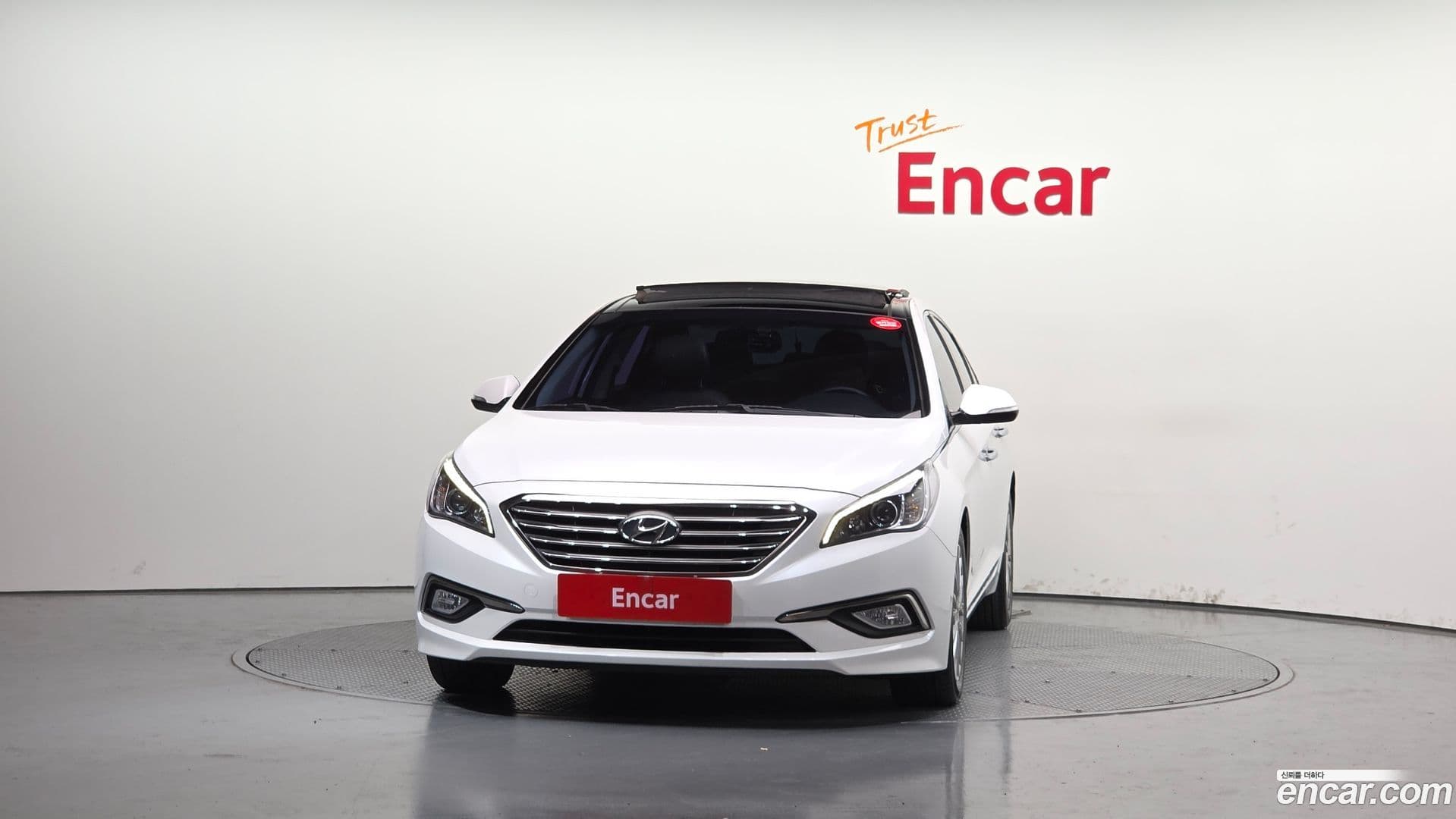 Main__Slider__Photo:Sonata Hyundai 2015.10-2