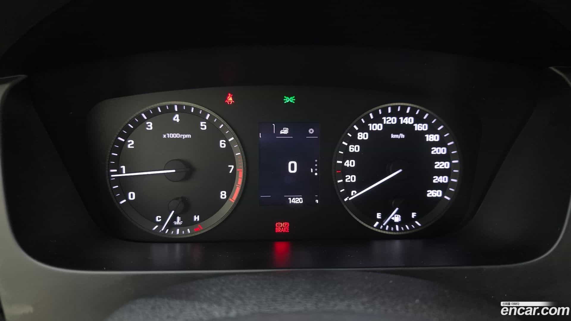 Sonata Hyundai 2015.10-INNER-008