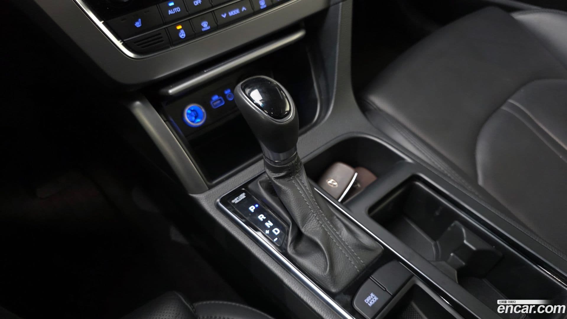 Main__Slider__Photo:Sonata Hyundai 2015.10-8