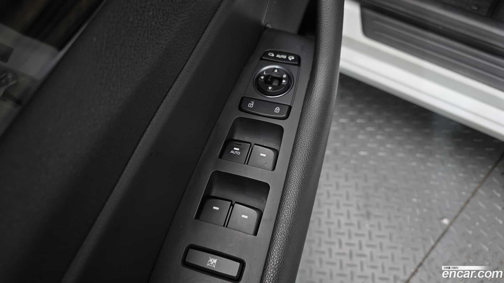 Sonata Hyundai 2015.10-OPTION-018