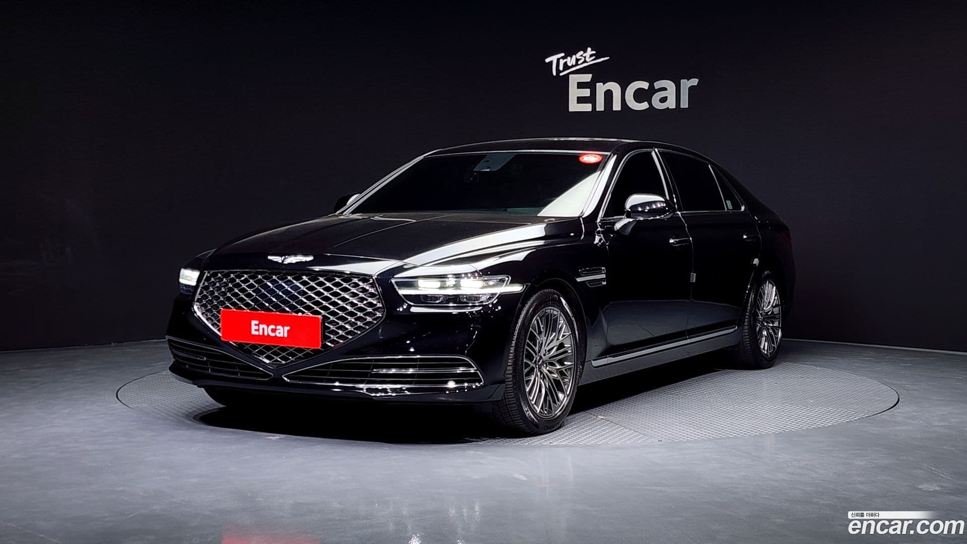 Main__Slider__Photo:G90 Genesis 2020.10-0